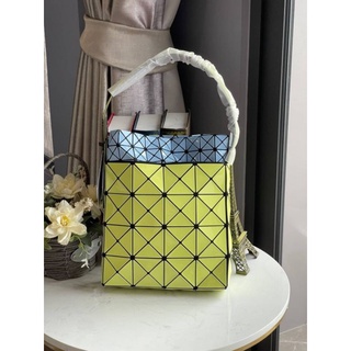 📮@1,620.-🔥🔥END OF SEASON SALE 7 % +📍(ส่งฟรี EMS)🔥🔥💯Baobao Issey Miyake Lucent Nest Tote Bag