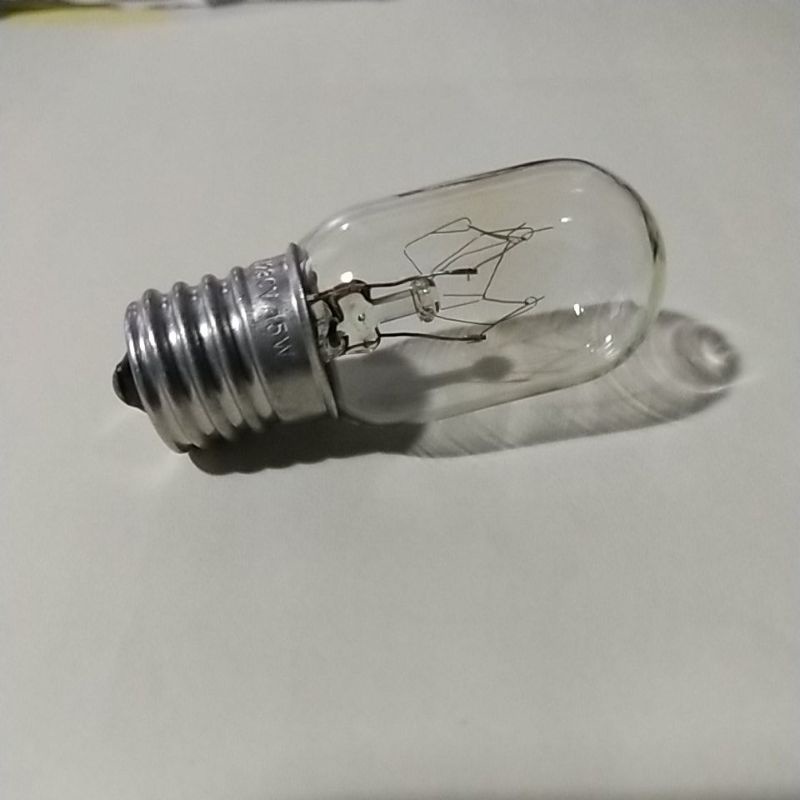 หลอดตู้เย็น 15 W 220 V 50-60Hz เกลียวใหญ่ E17