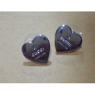 ส่งฟรี Best Express ต่างหู Gucci รูปหัวใจ