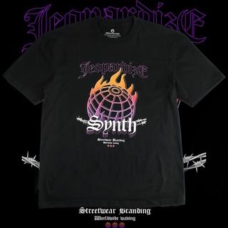 เสื้อยืดคอกลมโอเวอร์ไซส์ และไซส์ธรรมดา แนวสตรีท - Jeopardize FireWorld Oversize &amp; Normal Tee Shirt