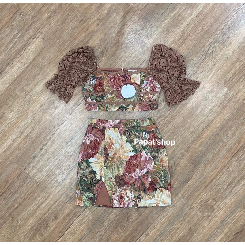 Jidapa style ชุดเซต เสื้อครอป กับ กระโปรง งานผ้าทอ sz.m มือ1ป้ายห้อย