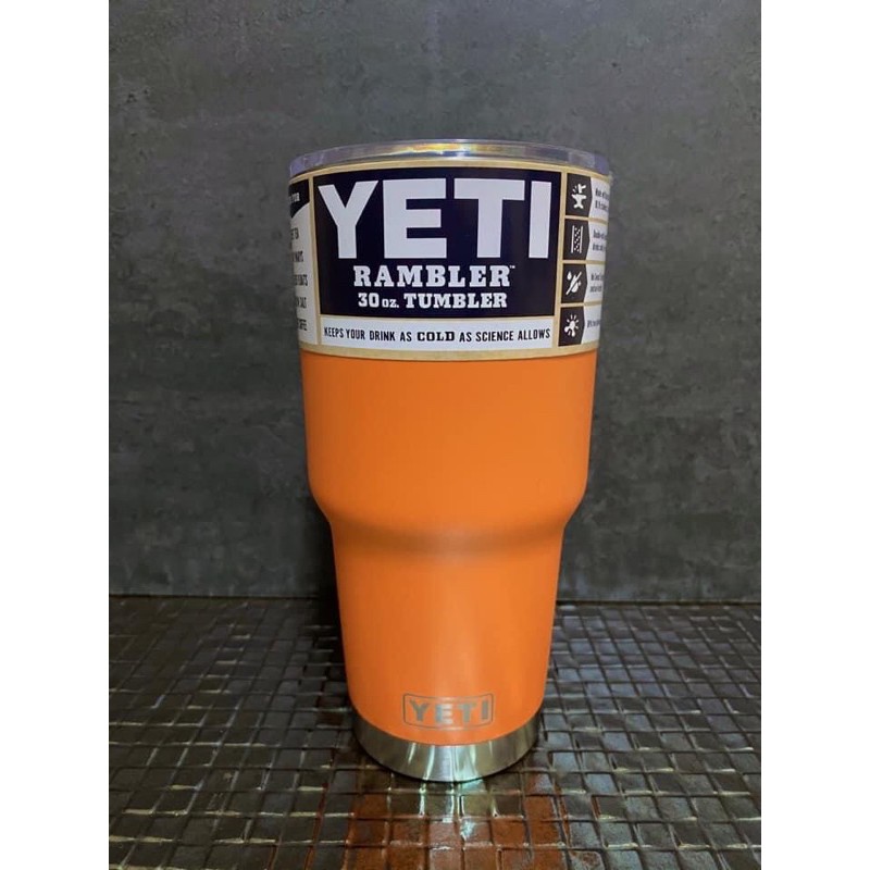 แก้ว Yeti tumbler 30 ออนซ์  แท้ ยังไม่ผ่านการใช้งาน ตีเป็นมือ 2 นะคะ แก้วเก็บอุณหภู สี orange