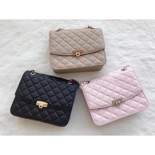 กระเป๋า ck QUILTED PUSH-LOCK CLUTCH ของแท้ จาก Outlet