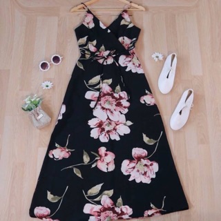 Maxi dress🌹งานเดรสสายเดี่ยวไขว้หน้า แต่งลายดอก ทรงสวย **มีซับในทั้งตัวนะคะ