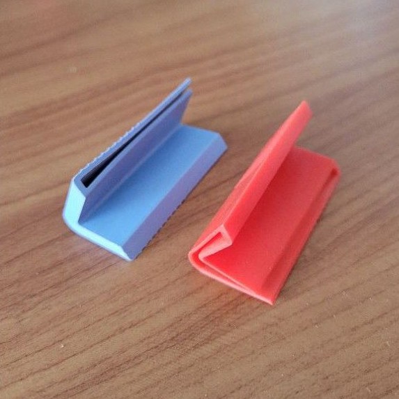 ปลอก มีดกรีดยาง ชิ้นละ 10 บาท (มีราคาส่ง 4 บาท)