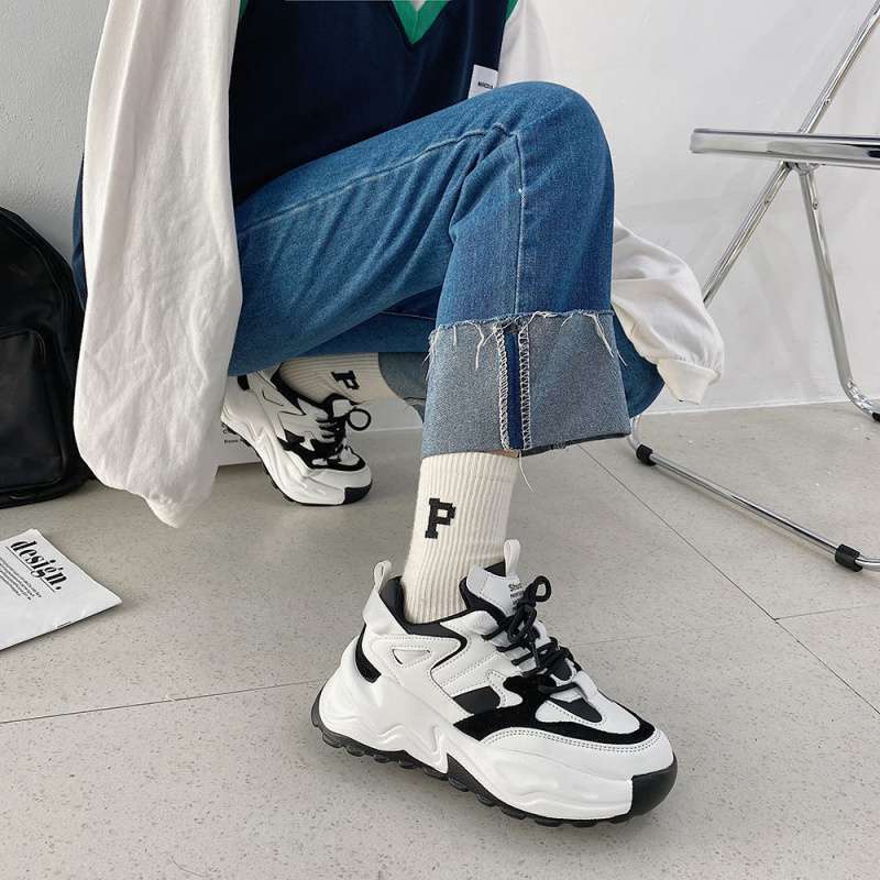 sneaker.world รองเท้าผ้าใบ แฟชั่นผู้หญิง เสริมส้น 5 ซม.