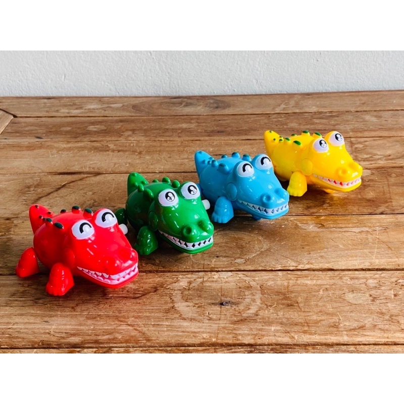 พร้อมส่ง ตุ๊กตาไขลาน ของเล่นเด็ก ของเล่น ของเล่นไขลาน จระเข้น้อย