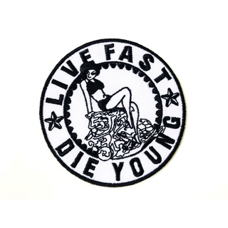 Live Fast ผู้หญิง lady Biker วงกลมพื้นขาว ไบค์เกอร์ งานเท่ห์ๆ ตัวรีดติดเสื้อ ตัวรีด (Size M) อาร์มรีด อาร์มรีดติดเสื้อ