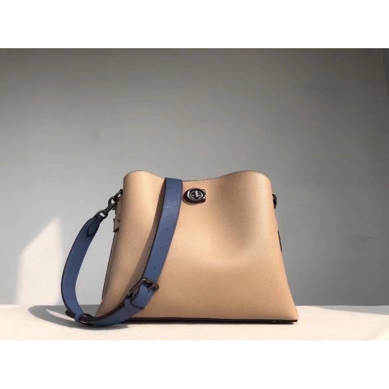 Coach Willow Shoulder bag beige Shopee Thailand