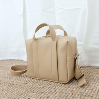 Whiteoakfactory Cubie shoulder bagสีครีม (มือ2)