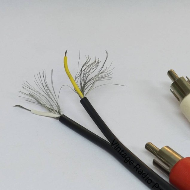 สายชีลด์ สเตอริโอ พร้อม Jack RCA JAPAN  1 เส้น (มีหัว RCA ขาว - แดง คู่เดียว)
