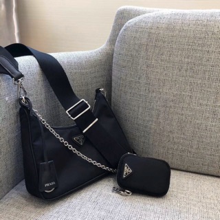 PRADA Re-Edition Crossbody