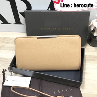 CHARLES&amp;KEITH BASIC ZIP WALLET ของแท้ ราคาถูก