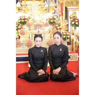 เดรสยาว แขนยาว