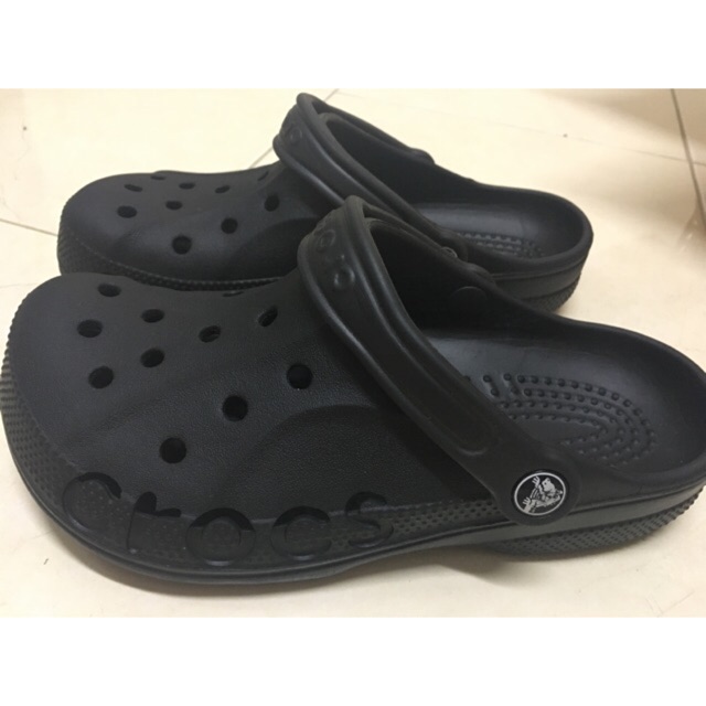 รองเท้า crocs แท้มือสอง M5,W7 23 cm