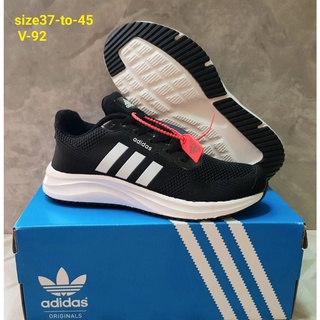 adidas รองเท้าผ้าใบผูกเชือก