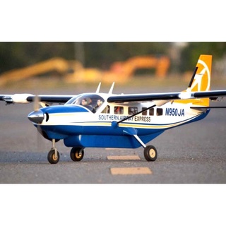 เครื่องบินน้ำมัน/ไฟฟ้า Cessna 208 ตัวลำไม้ สำหรับเครื่อง .46-.70