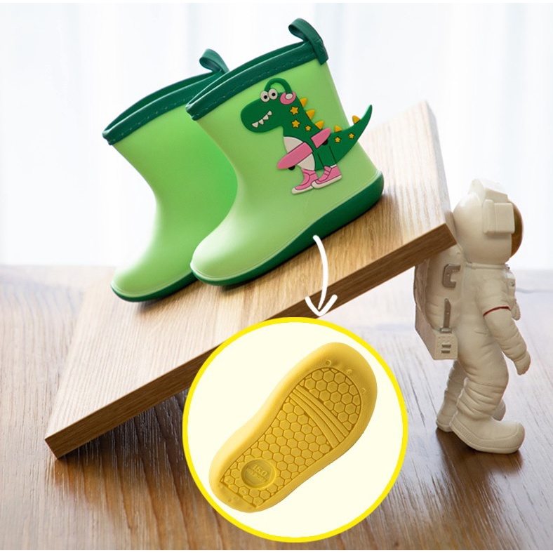 รองเท้าบูทยางเด็ก. Children Rain Boots บูทยางกันฝนเด็ก บูทกันฝนเด็ก นิ่ม เบา คุณภาพดี (14-21 cm.)