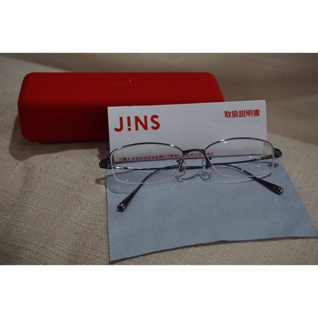 กรอบแว่นสายตา Jins, made in japan