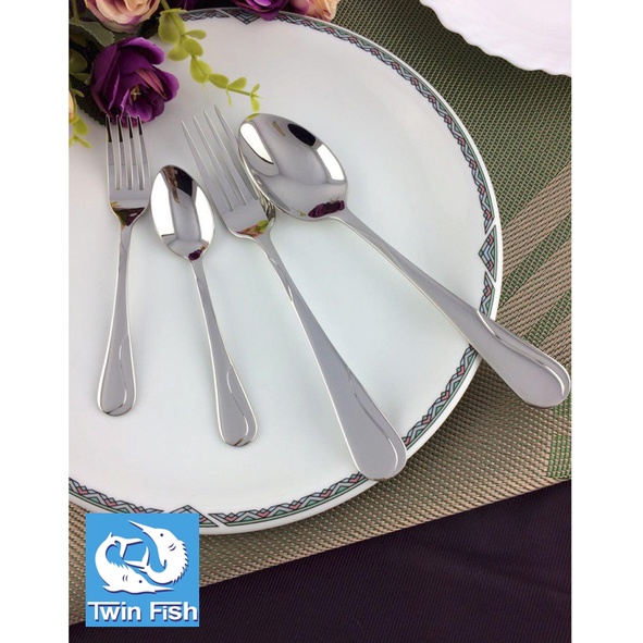 TwinFish ชุดรับประทานอาหาร 8 ชิ้นเกรดสเตนเลส 304 รับประกันปลอดสนิม รหัส89