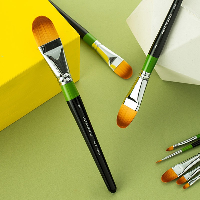 Hwahong 982 พู่กันลิ้นแมวขนไนลอน filbert brush สีอะคริลิค สีน้ำ สีโปสเตอร์ ราคา ถูกที่สุด ดีลบีเคเค