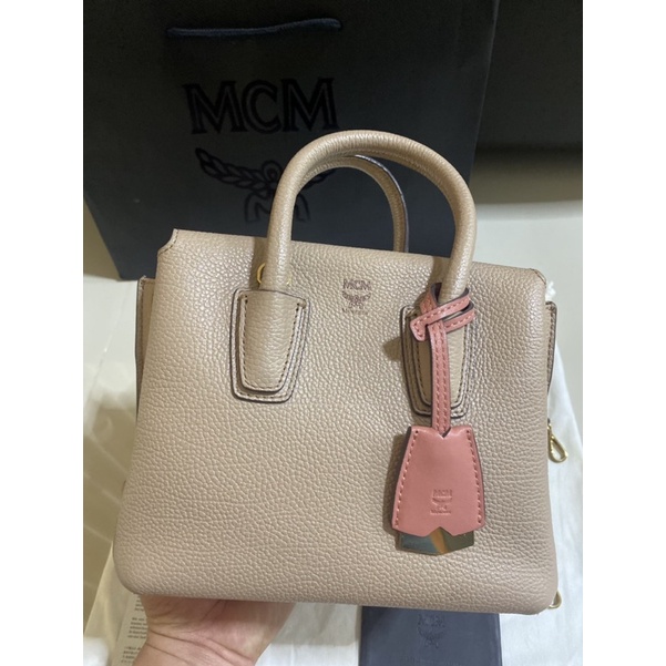 MCM milla mini 2 tone สีเบจ