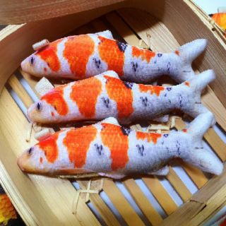 พวงกุญแจปลาคาร์ฟ สุดน่ารักและน่าเลี้ยง ลายขาวน่ารัก  สำหรับง…