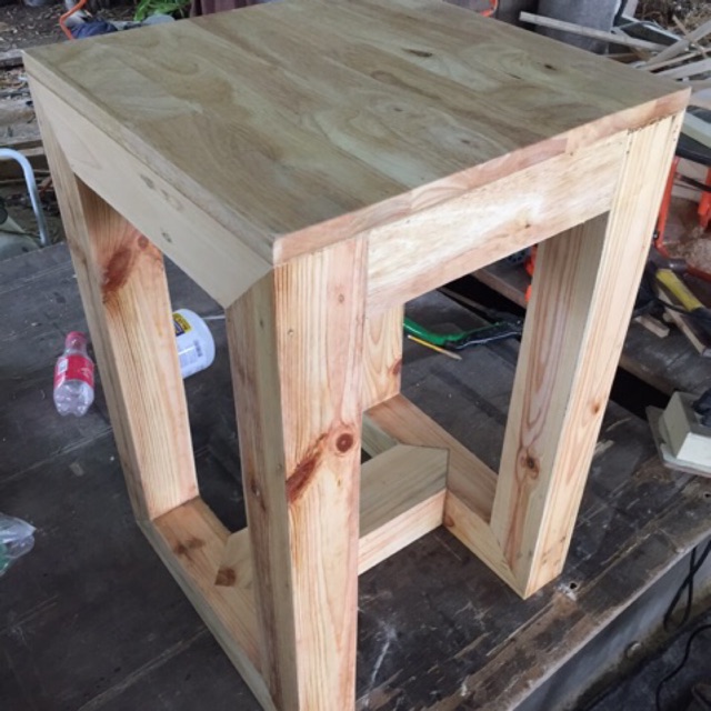 โต๊ะข้าง ไม้สน ขนาด 40x40x60 ซม.