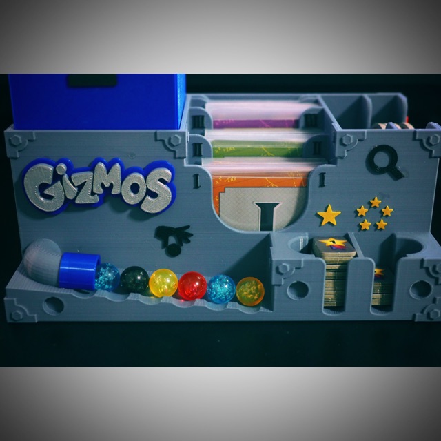 [Plastic]Gizmos Board Game [TH/EN]: Travel Box - ชุดกล่องจัดเก็บอุปกรณ์สำหรับเกมกิสโม่ มหัศจรรย์แห่งกลไก (Sleeved cards)