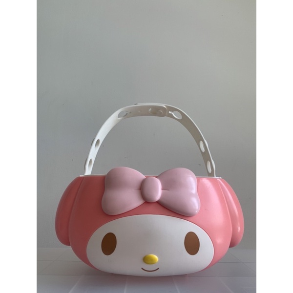 ตะกร้าพลาสติก  Carrier Basket สำหรับใส่น้ำและ French Fries รูป My Melody ของ McDonalds มือสอง สภาพดี