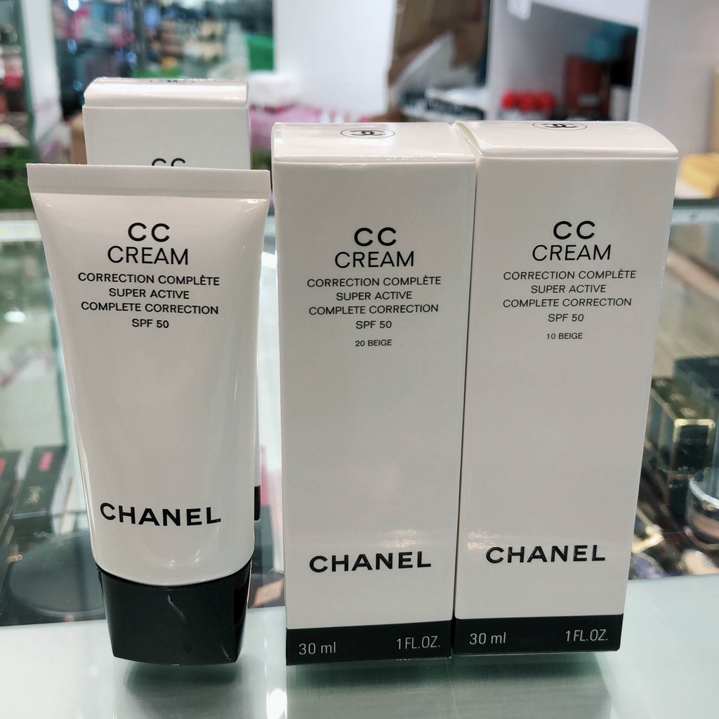 ขายChanel CC Cream Super Active Complete Correction SPF 50+ /PA+++ 30 ml.  ครีมรองพื้นสูตร เพื่อที่สุดแห่งประสิทธิภาพสำหรับการแก้ไขจุดบกพร่อง  พร้อมเอสพีเอฟ 50 พร้อมด้วยคุณค่าทั้งห้าประการ อันได้แก่ สีผิวที่ดูสม่ำเสมอ,  ผิวชุ่มชื้น, แก้ไขลดเลือนจุดบ