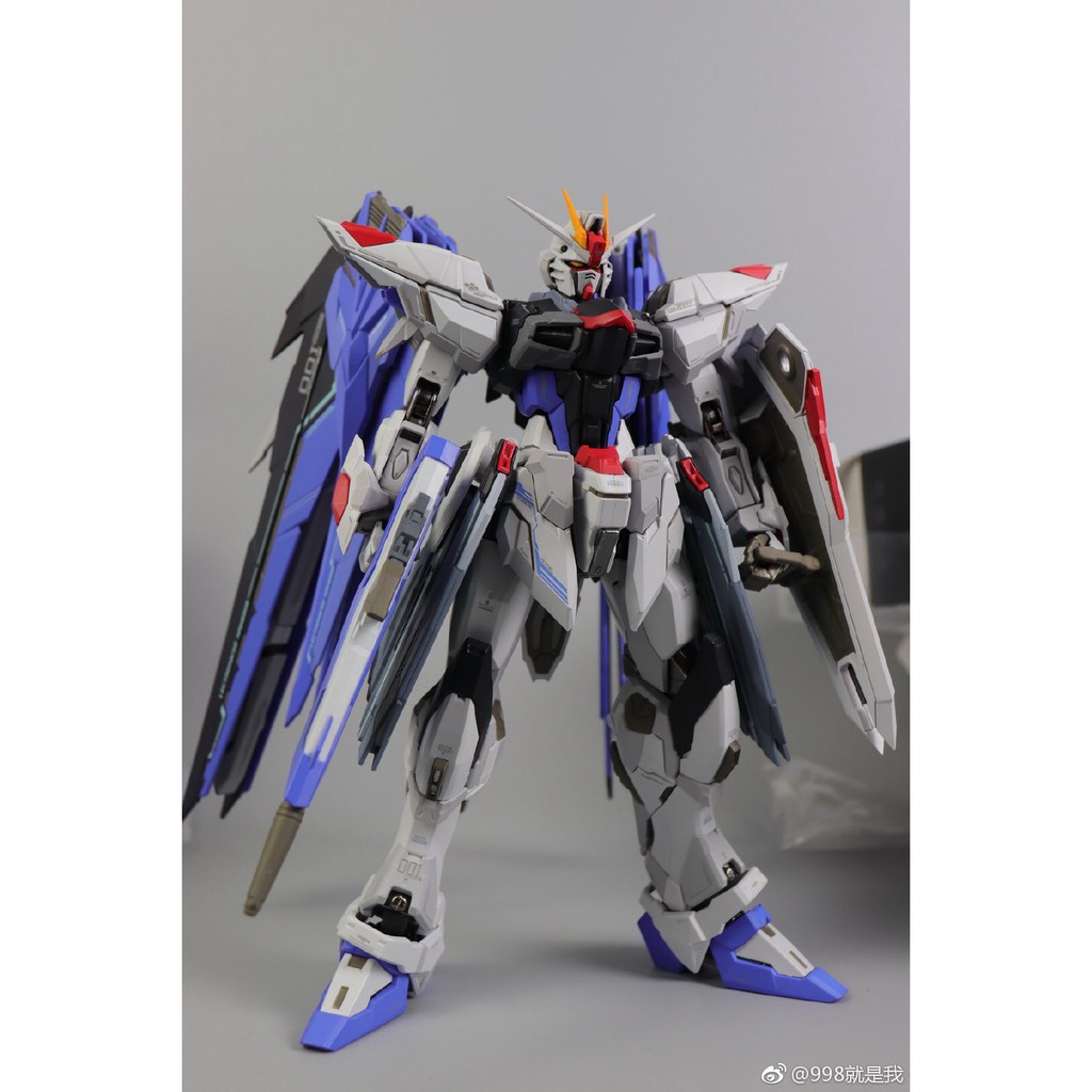 [Weiliming : โมจีน] Metalbuild 1/100 Freedom Gundam Ver 2.0