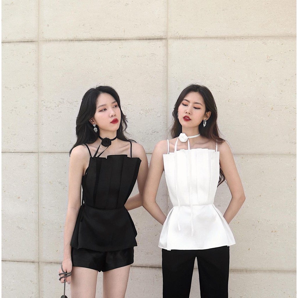 Tio Pleated Peplum เสื้อเชิ้ต 2 ชิ้น - รวมดอกไม้คอปก