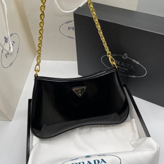 Prada สายโซ่ สีดำ Grade Hiend Size 26CM free box set