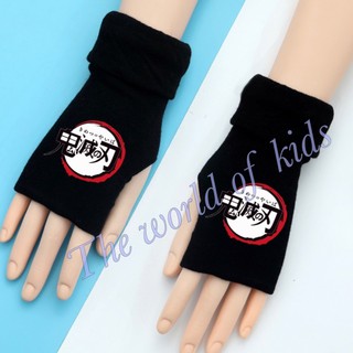 ถุงมือสำหรับเด็กลายดาบพิฆาตรอาสูร มีส่วนลด10% สินค้าพร้อมส่งจากไทย