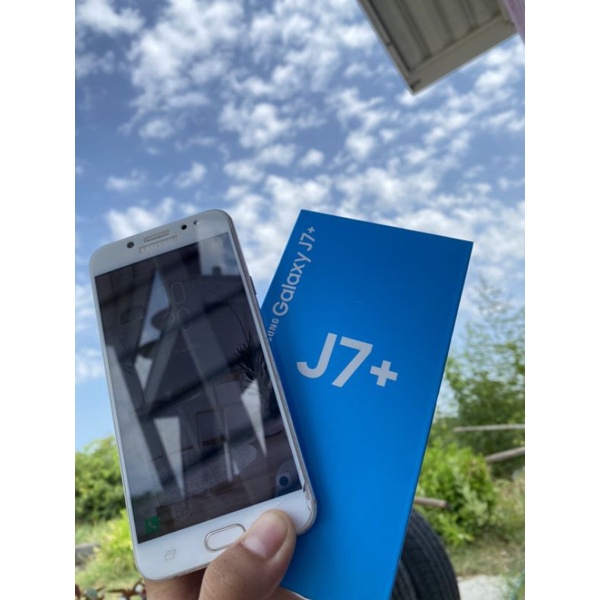 samsung j7plus สีทอง มือสอง ใช้เอง ขายถูกสภาพดีมากไม่เคยซ่อม
