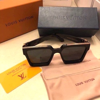 ✅ แว่น Louis Vuitton