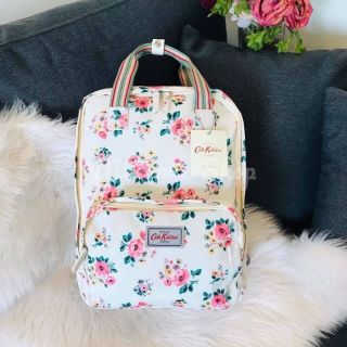 Cath Kidston Backpack Bag กระเป๋าเป้สไตล์วินเทจวัสดุ Canvas เคลือบ PVC กันน้ำสามารถเช็ดทำความสะอาดได้ง่าย