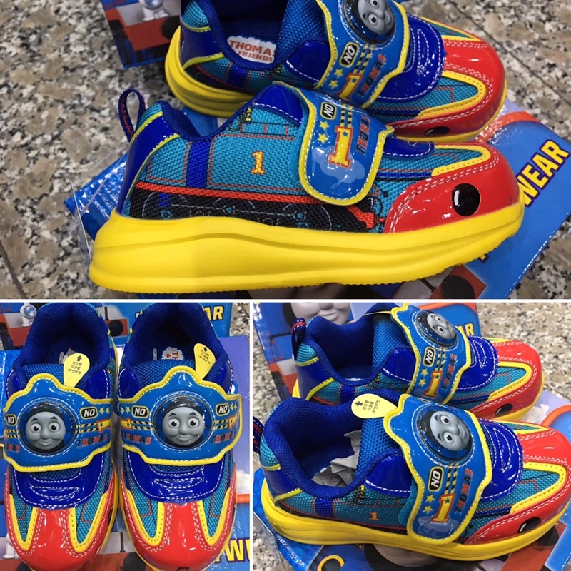 รองเท้าผ้าใบโทมัส Thomas