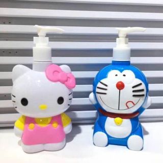 ขวดฝาปั้ม คิตตี้แบบเต็มตัว