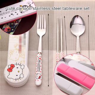 โดราเอมอน Hello Kitty ช้อนส้อมตะเกียบพกพาสามชิ้นที่ตั้งไว้สำหรับเด็ก เด็ก ตะเกียบ ส้อม อเนกประสงค์ สแตนเลส ช้อนส้อม ช้อนสแตนเลส ช้อน