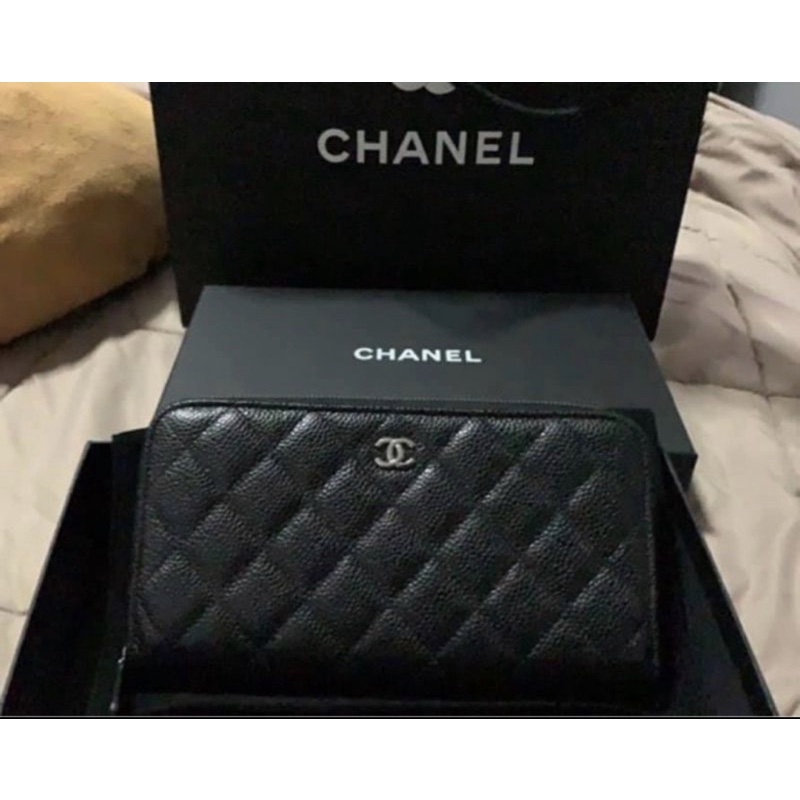Chanel zippy long wallet holo29