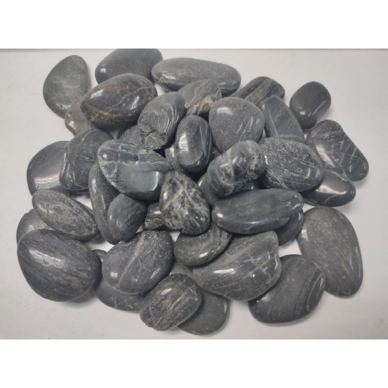 AQUARIUM BLACK PEBBLE STONE 2KG(2-5CM)