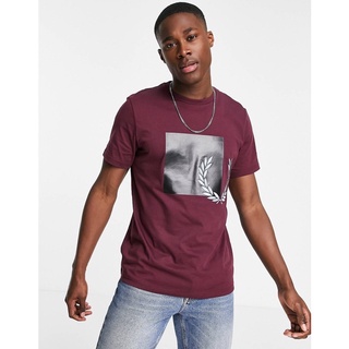 Fred Perry Tone Graphic T-Shirt in Burgundy