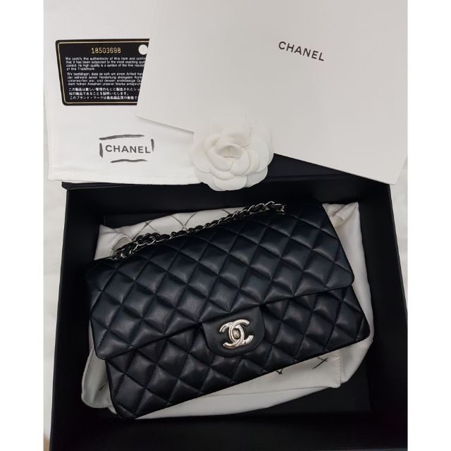 chanel classic 10