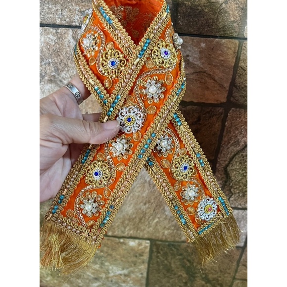 ผ้าคล้องมงคลถวายองค์เทพผ้าคล้ององค์เทพประดับเพชรสีแดงงานนำเข้าจากอินเดียพร้อมบูชา - รูปที่ 4