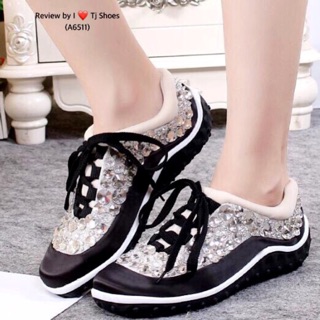 รองเท้าผ้าใบ Style Miu Miu