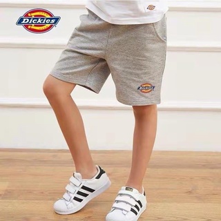 กางเกงขาสั้น dickies แบรนด์ฮิตตลอดกาล ผ้านิ่ม ใส่สบาย เอวยืดได้เยอะจ้า ใส่ตามอายุน้องได้เลย