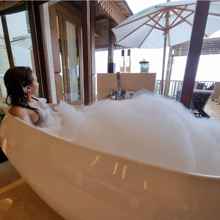 สบู่ตีฟอง ออร์แกนิค Organic Bubble Bath สูตรอ่อนโยน ฟองเยอะ หอมมาก กลิ่นหรูหรา 100 ml. A Perfect Day thumbnail 5