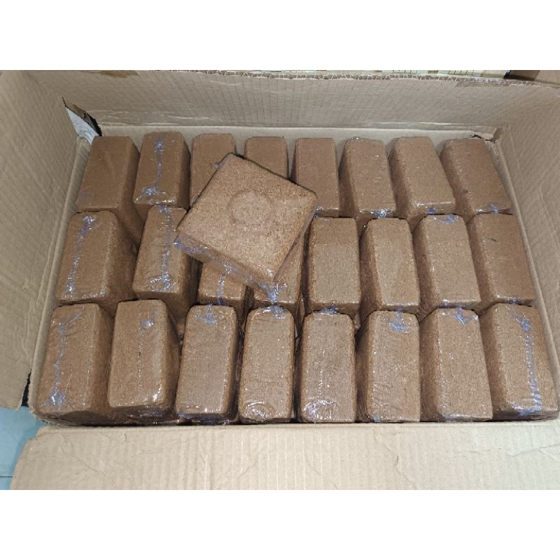 ชุด20ก้อน ขุยมะพร้าวอัดก้อน ก้อนละประมาณ 200 กรัม